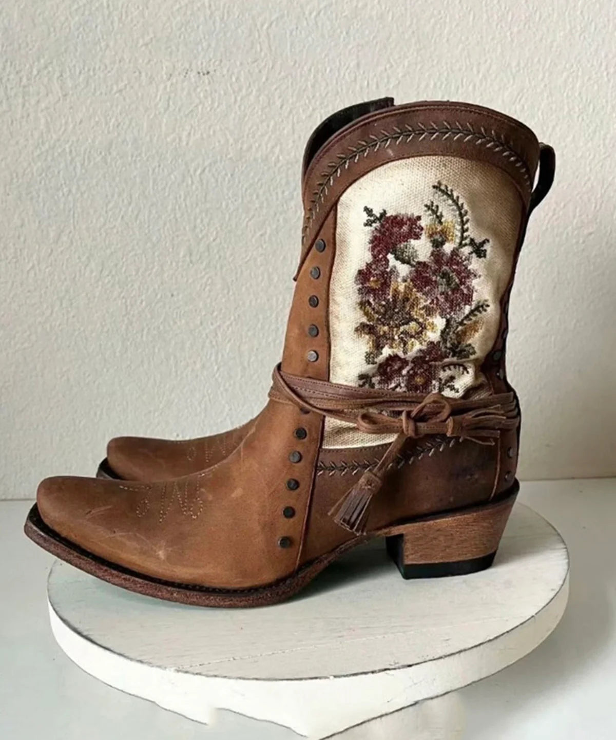 Bottes de cowgirl vintage pour femme à talon épais 3