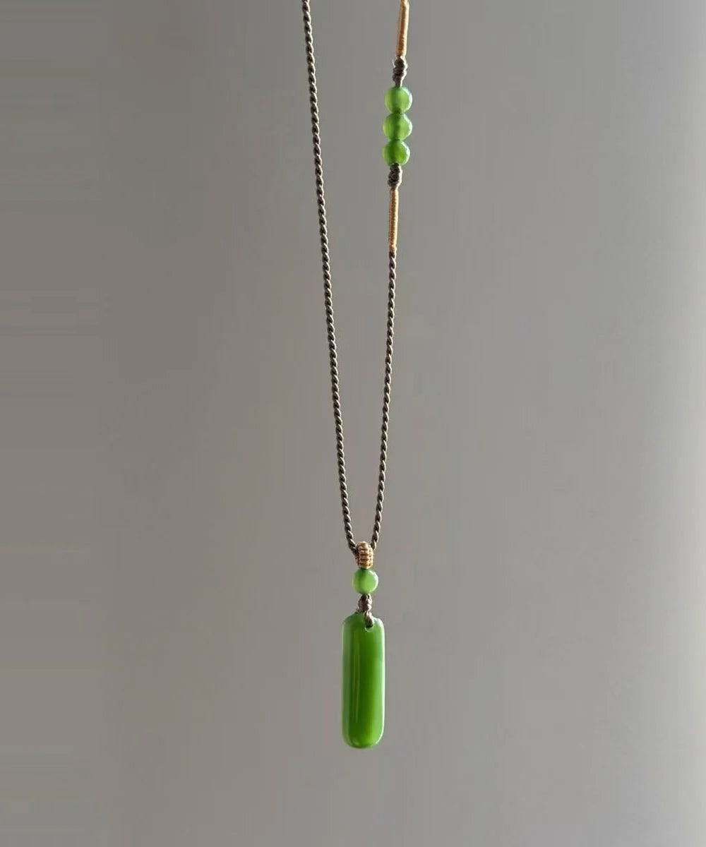 Collier Femme Pendentif Jade Tissé Design Original 4