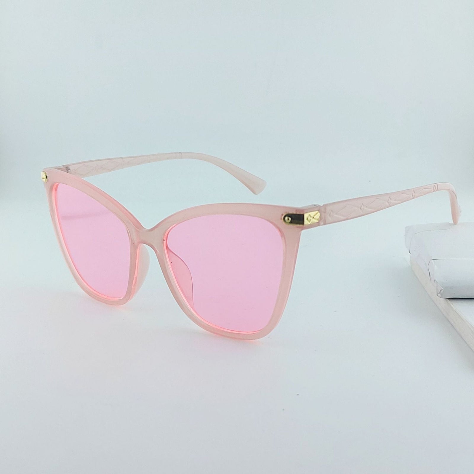 Lunettes de Soleil Femme Œil de Chat Tendance avec Protection UV 9