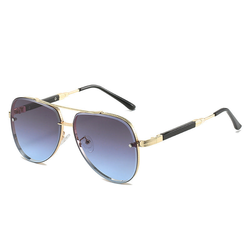 Lunettes de soleil aviateur pour femmes avec design dégradé 4