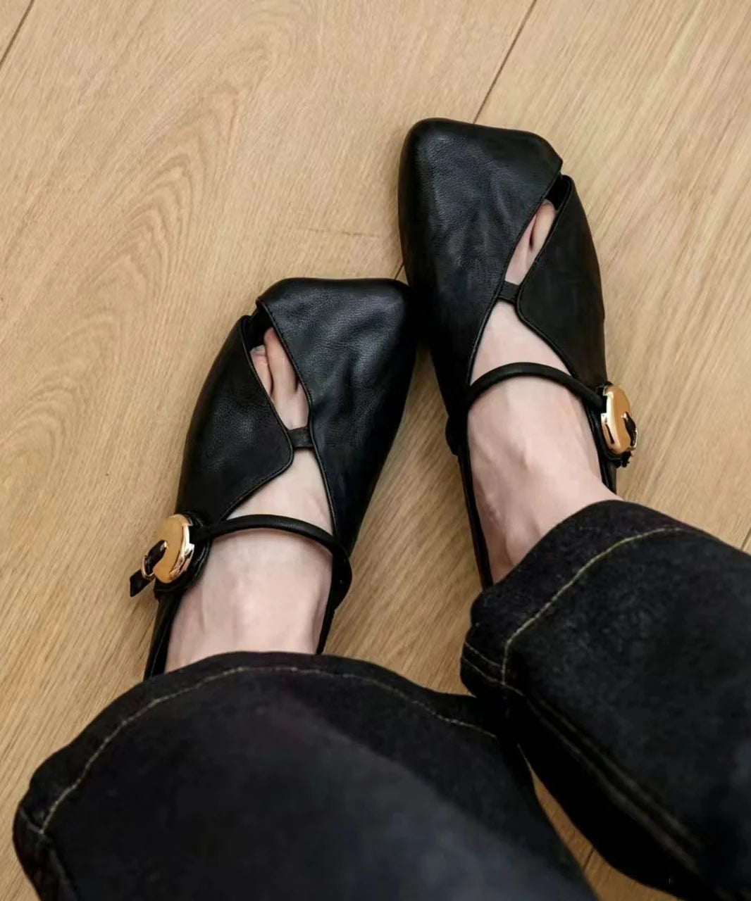 Sandales Femme à Lanières Ajourées Confortables 1