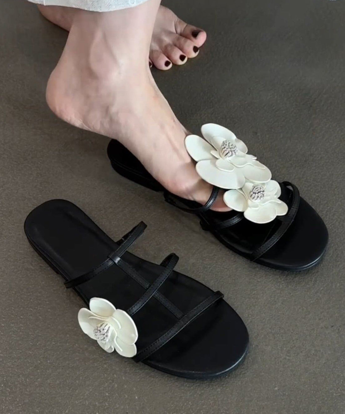 Sandales à talon Peep Toe avec épissage floral 3