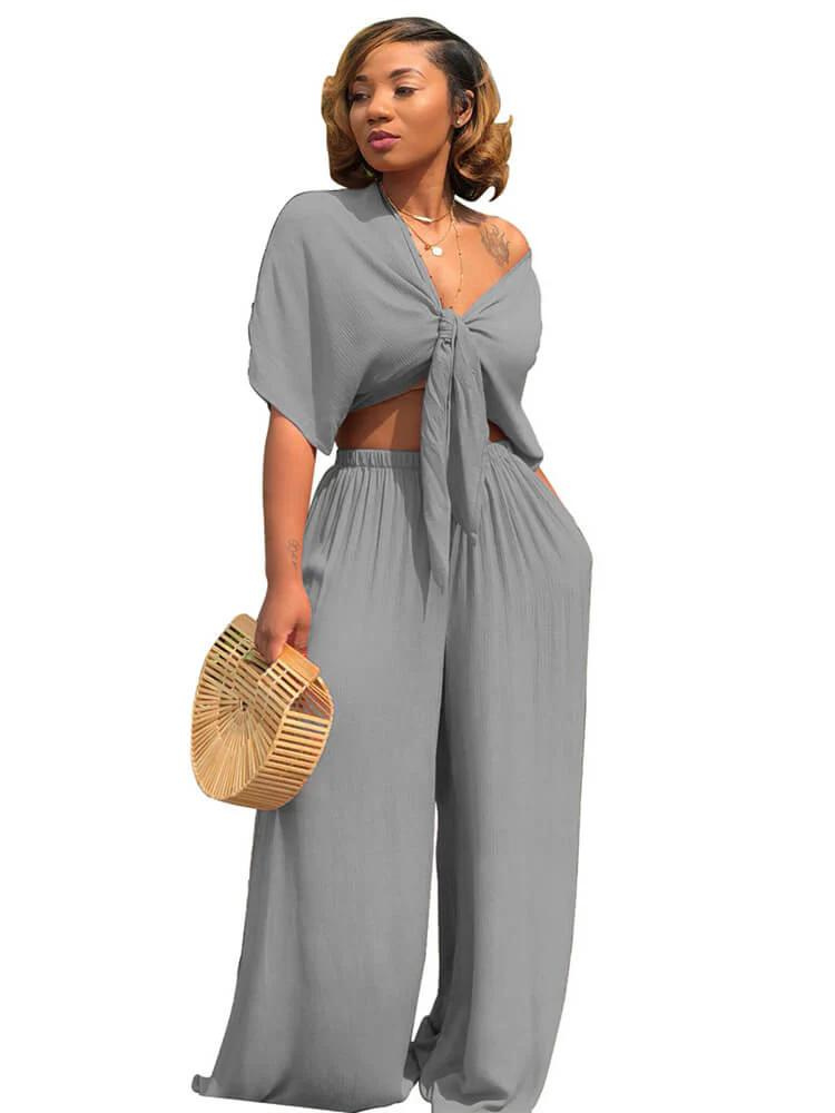 Ensemble pantalon droit et top court avec nœud papillon