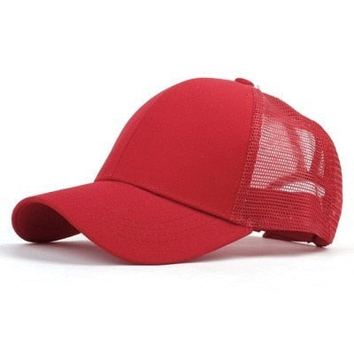 Casquette de baseball à chignon désordonné