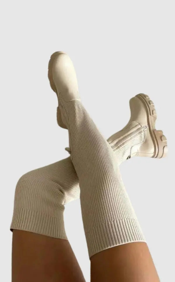 Bottes Hautes pour Femmes au Design Moderne 0