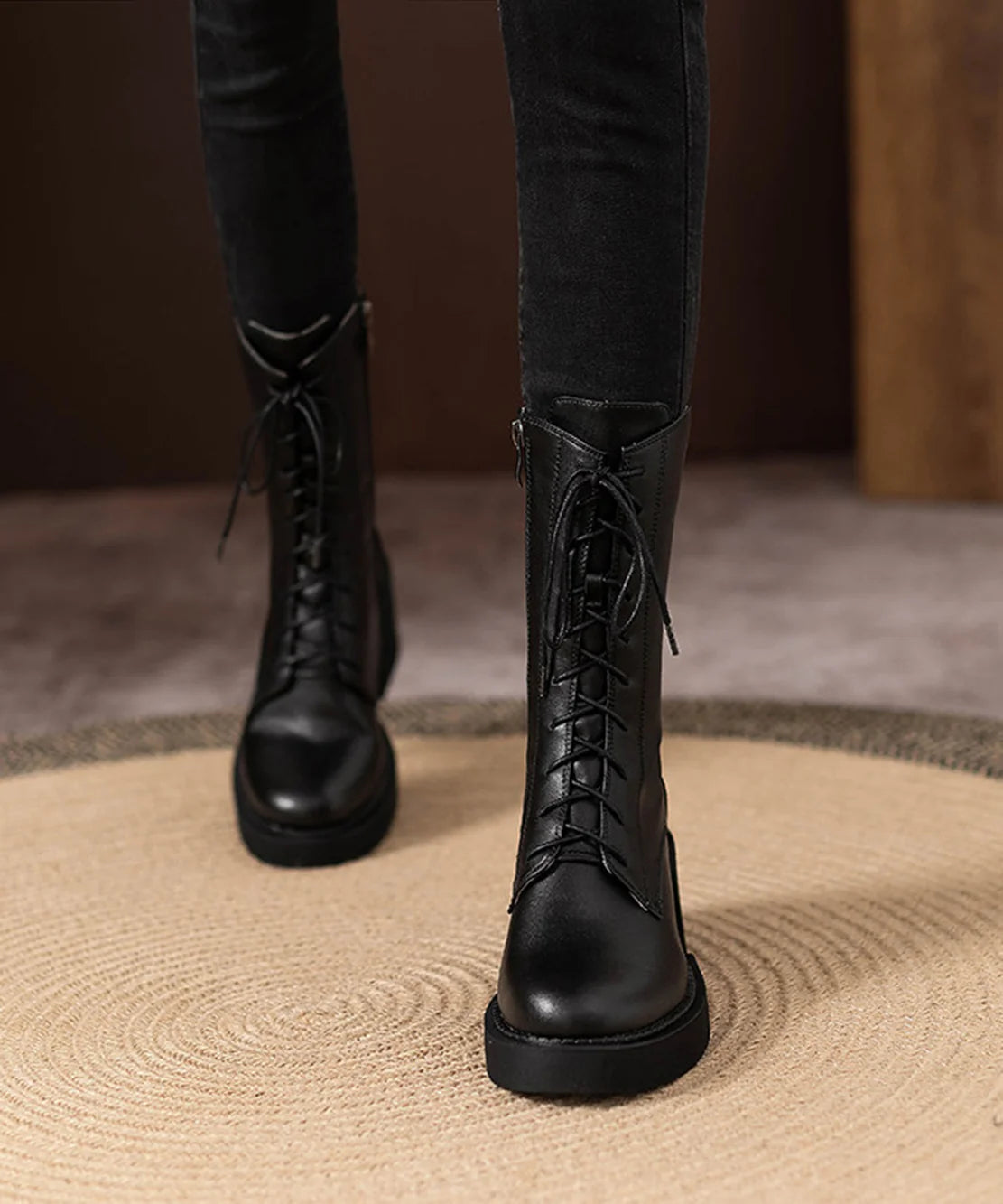 Bottes mi-mollet à plateforme et lacets pour femme 1