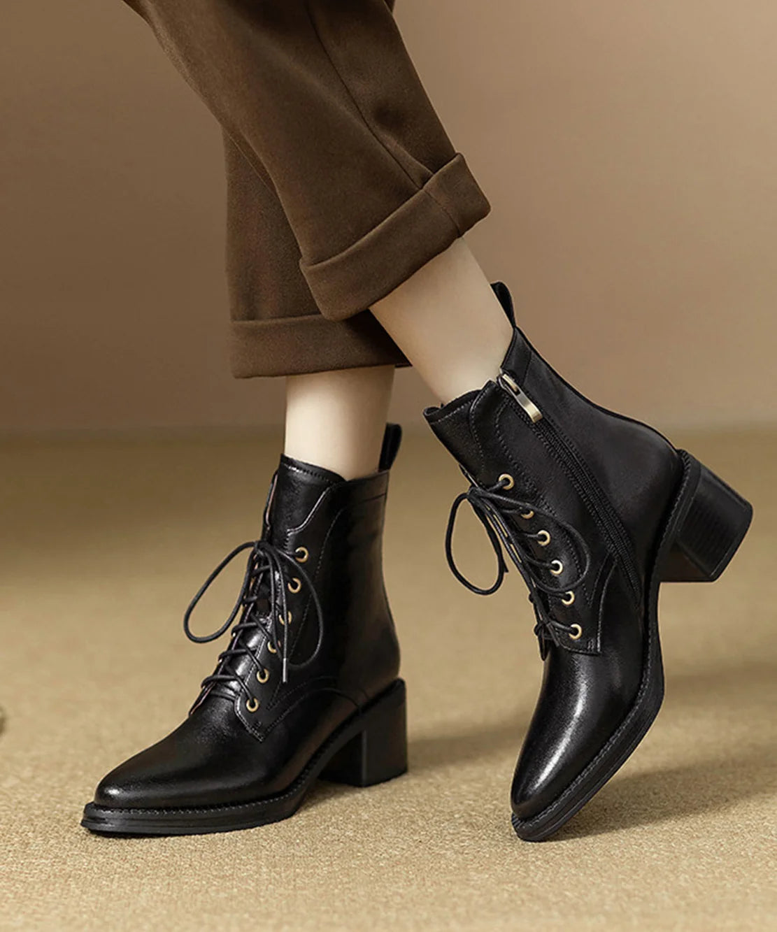 Bottines à lacets pour femme bout pointu 2