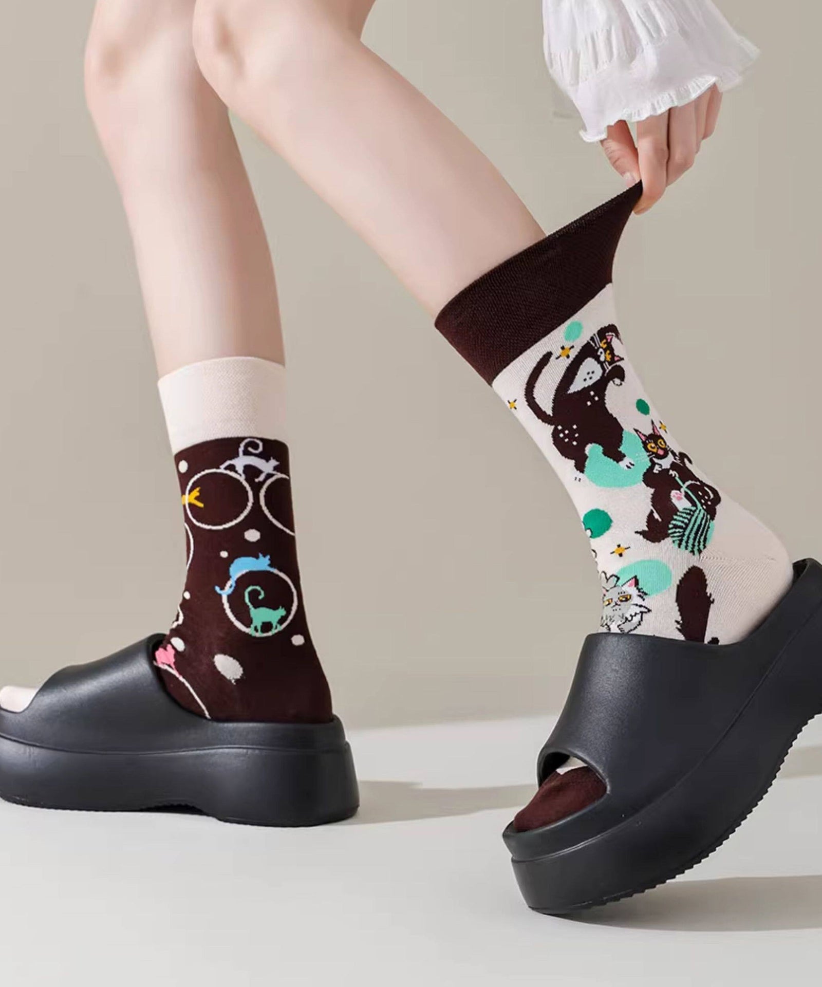 Chaussettes Japonaises à Motif Asymétrique 2