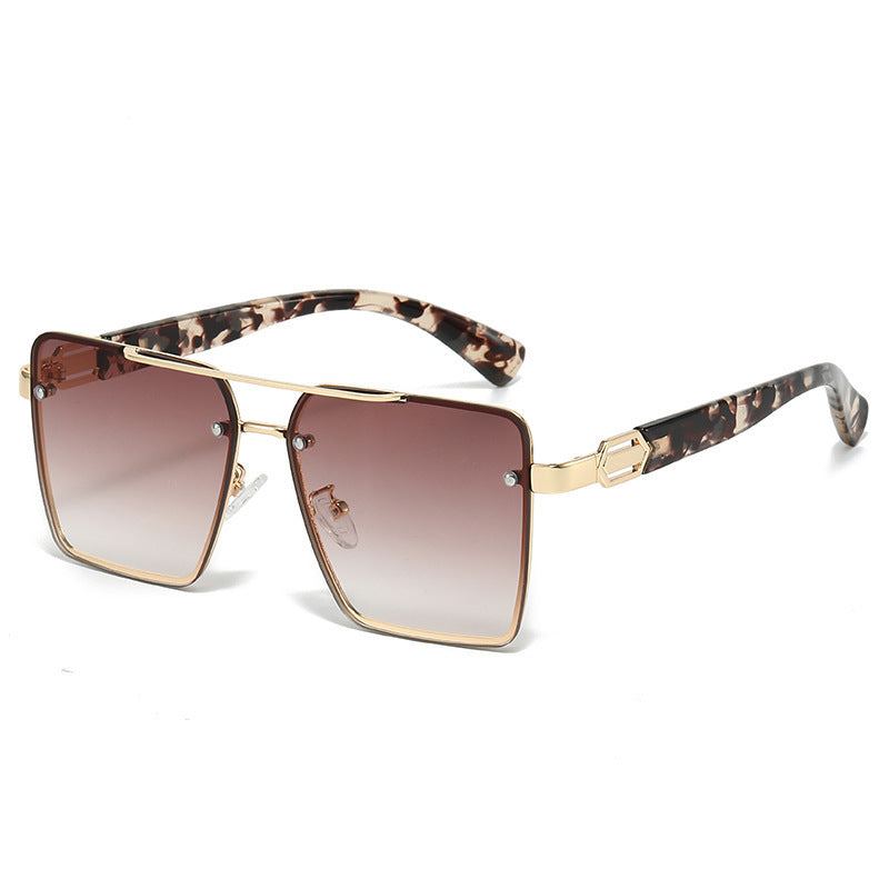 Lunettes de soleil carrées pour femmes avec monture en métal 2