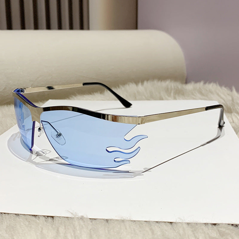 Lunettes de soleil pour femme avec monture flamme 10