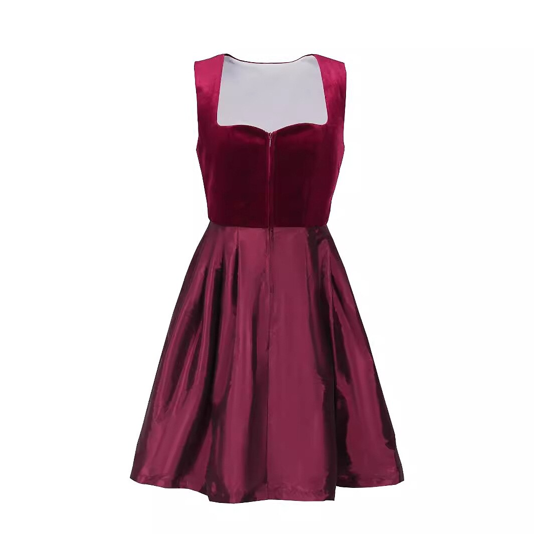 Robe Dirndl Noire Brodée en Tissu pour Femmes 3