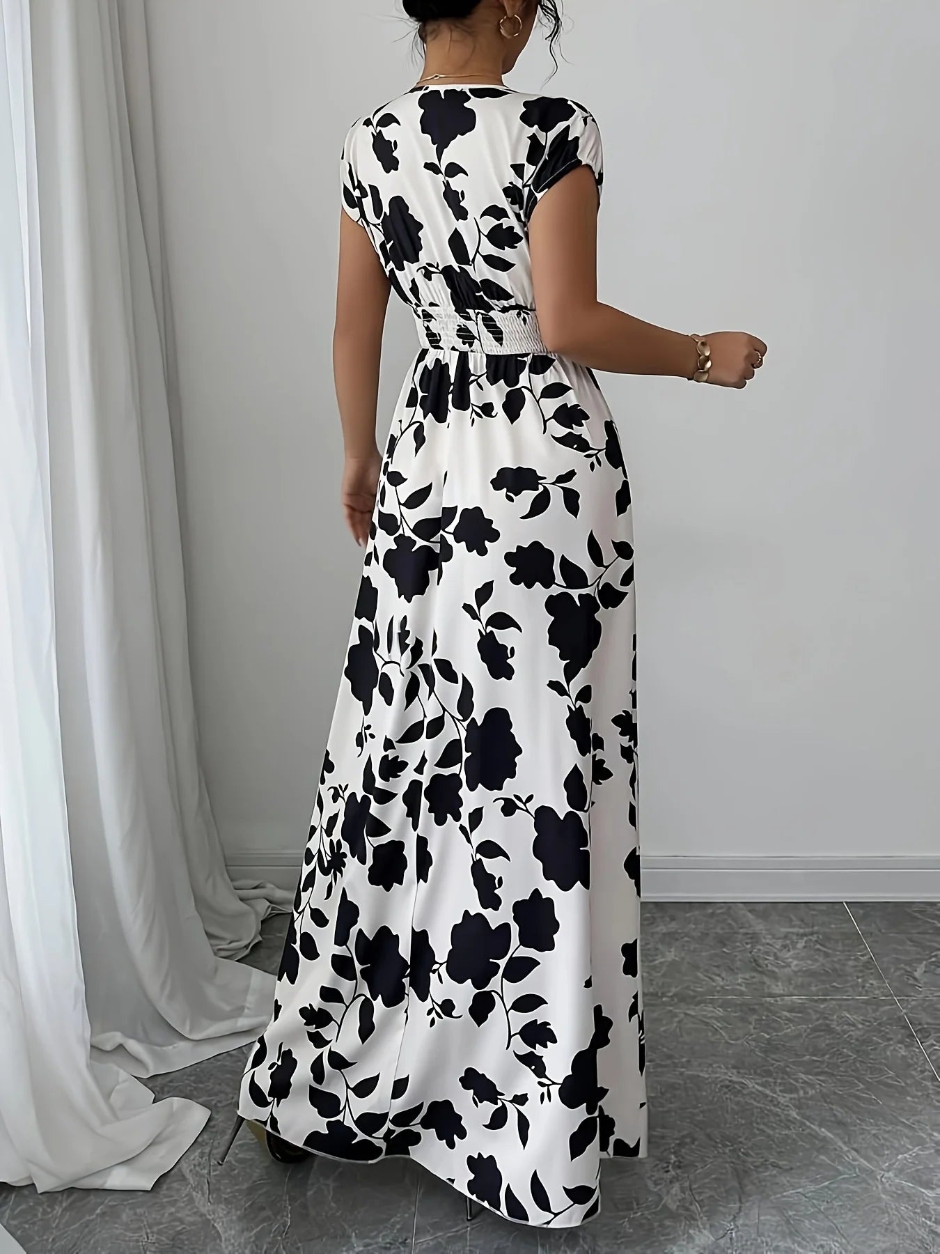 Robe de vacances pour femmes à imprimé floral 1