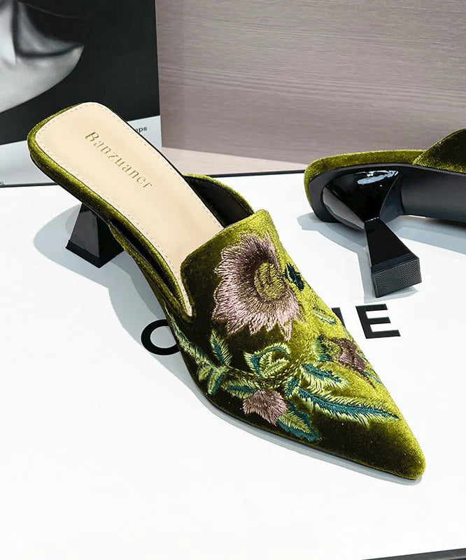 Sandales à talons pour femmes à bout pointu avec broderies 0
