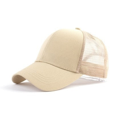 Casquette de baseball à chignon désordonné