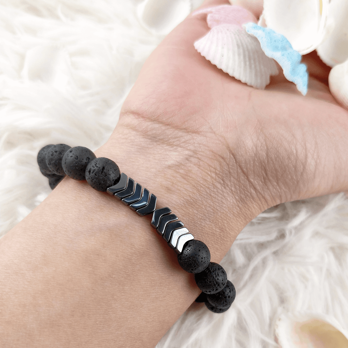 Bracelet diffuseur de flèches sacrées